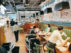 -亚马逊环球美食百汇(新城吾悦广场店)