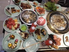 -九寸花汀海鲜烤肉自助(中东迪克店)
