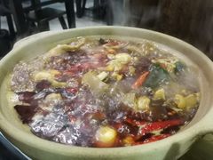 -聚汇三少·龙虾·中餐厅(莫邪路新天地店)