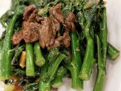 芥兰炒牛肉-广州酒家(昌岗地铁站店)