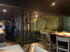 -穹六人间 people 6(岳阳路店)
