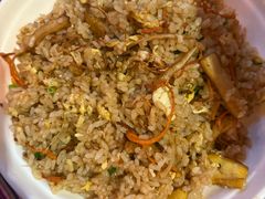 -香巴拉云南餐厅(华莱坞店)