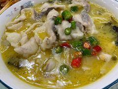 -六和聚传统烤鸭.天津菜(和平店)