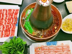 -楼外楼大刀肉传统火锅(西安大路店)