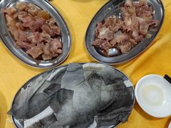 -五洞培记山庄·鲜牛肉火锅