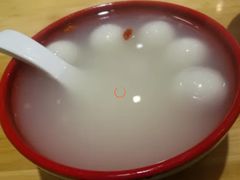 黑芝麻汤圆醪糟-周家大辣椒面皮(中山街店)