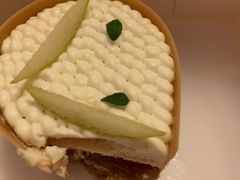 -VERIE BAKEHOUSE