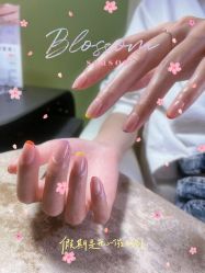 -Lilly.chow美甲美睫