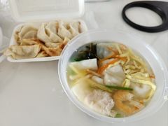-长人馄饨铺(解放街店)