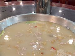 -老来福·非遗酸汤兔(凯旋路店)