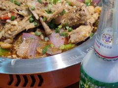 -休记光头香辣蟹干锅(绵竹店)