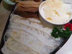 -左庭右院鲜牛肉火锅(浦江欢乐颂店)