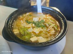 -闫家驴肉老店(华电一校店)