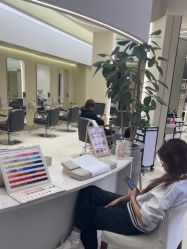 -Mentor Hair Salon