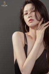 -onlygirl摄影美学馆高端定制(江滩店)