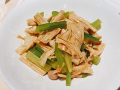 芹菜花生腐竹-南门小馆·清真(国贸商城店)