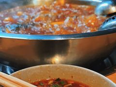 -肖肖酸萝卜鱼火锅(总店)