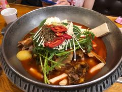 -喇喇排骨火锅·传统韩式脊骨汤(望京西园总店)
