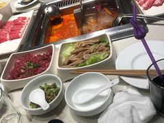 -海底捞火锅鲜切牛肉主题店(长寿路店)