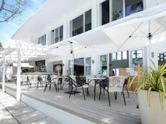 -Cha Cha's Beach Cafe