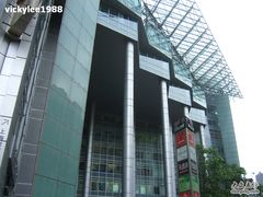 -上海世茂广场(南京东路店)