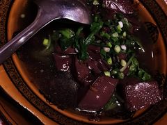 -周老三跷脚牛肉·全牛火锅(非遗传承店)