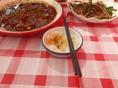 -洪霞餐馆·川菜·鲜货现炒(两江春城店)