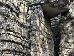 -梭布垭石林景区