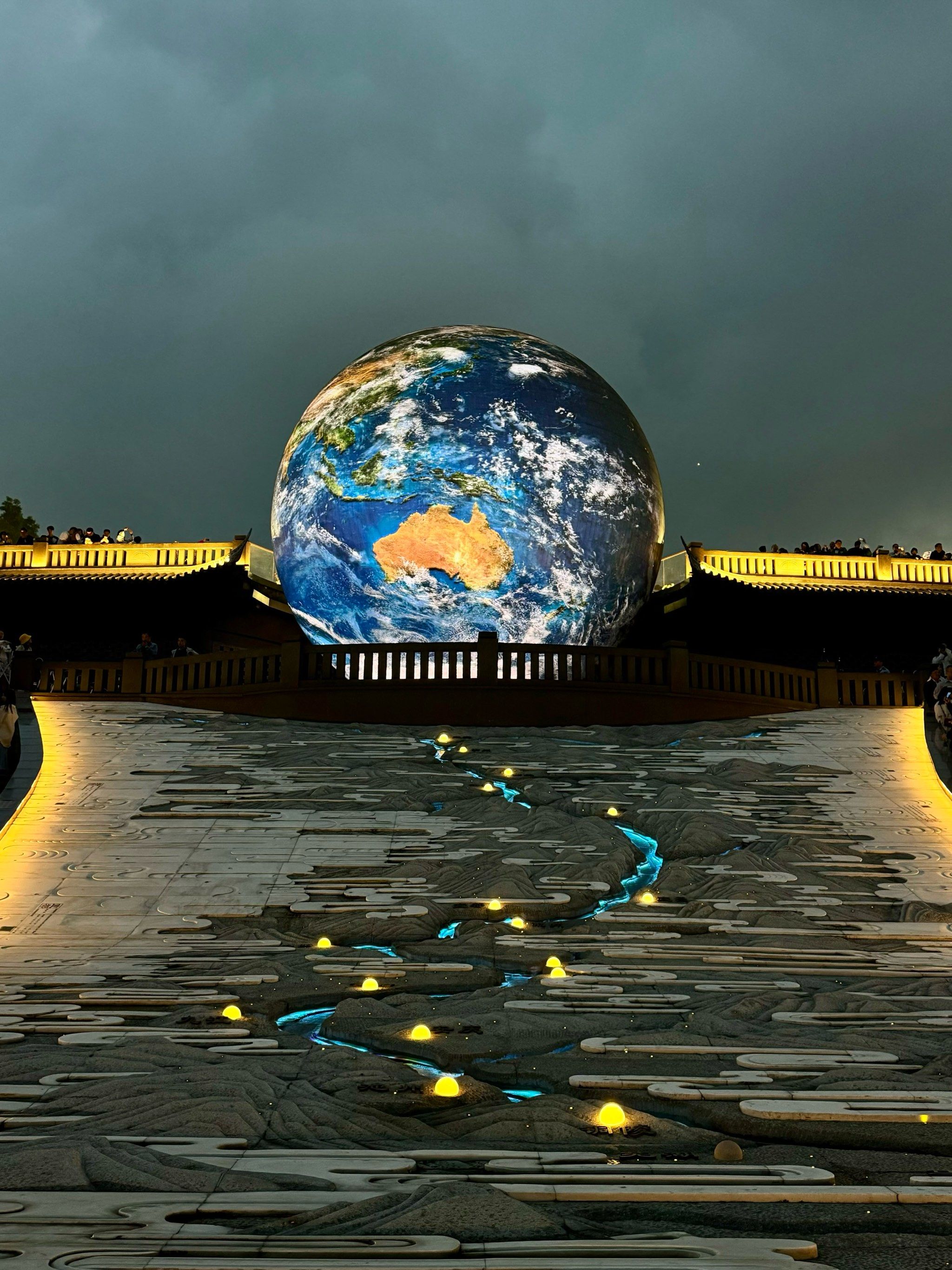 宜宾第二站:合江门广场