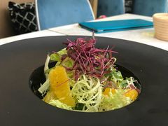 -La Mer Restaurant & Lounge