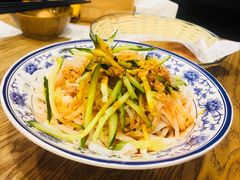 米皮-陕味食族油泼面·小炒盖码面(双榆树店)