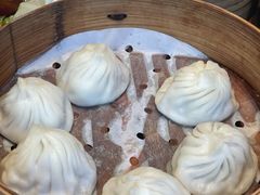 黑松露鹿茸菇鲜肉小笼包-南翔馒头店(豫园店)