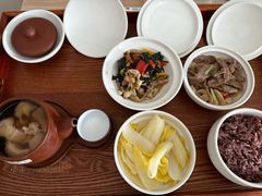 -雪梅月子中心(华侨城店)