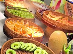 -四囍码头海鲜烧烤自助火锅(外滩南京东路悦荟广场店)