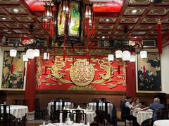 -梅龙镇酒家(南京西路总店)