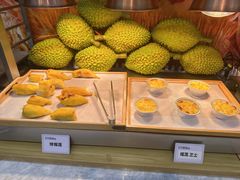 -川骄海鲜自助(王府井奥莱UP TOWN店原世界之花店)