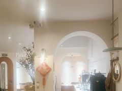 -有猫主题·治愈系猫咖(曾厝垵店)