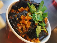 黑色经典臭豆腐-黑色经典臭豆腐·湖南特产(步行街店)