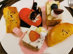 叉烧酥-三英温泉度假酒店-自助餐厅