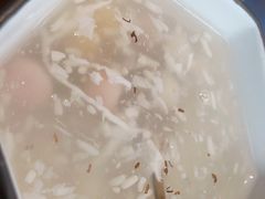 -蜜桃餐厅·伴山(湖滨商业街店)