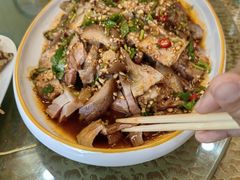 -老码头黑皮肘子锅包肉熏酱水饺(文政街店)