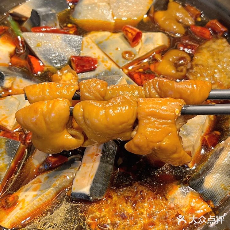 感谢南京土著带路!玄武湖畔30年老店。。