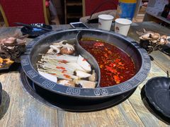 -销魂美蛙鱼头火锅(上海首店)