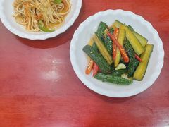 -金杨拉面王小吃面馆·牛三宝面·红烧牛肉粉