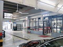 -哈贝卡汽车服务连锁(高新二路店)