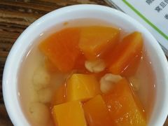 莲子木瓜糖水-沙湾姜埋奶(兴新包店)