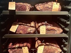 -MONICH牛排融合餐厅(和义大道购物中心店)