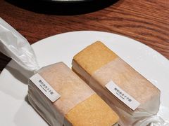 酸奶杏仁手握-半勺舒舒(太乙店)
