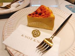 港式奶茶·黑金浓烧芝士-KNOTKNOT珞珞·日式甜品(K11店)
