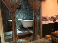 -香水足浴•按摩•SPA•汤泉会馆(南岗花园街店)